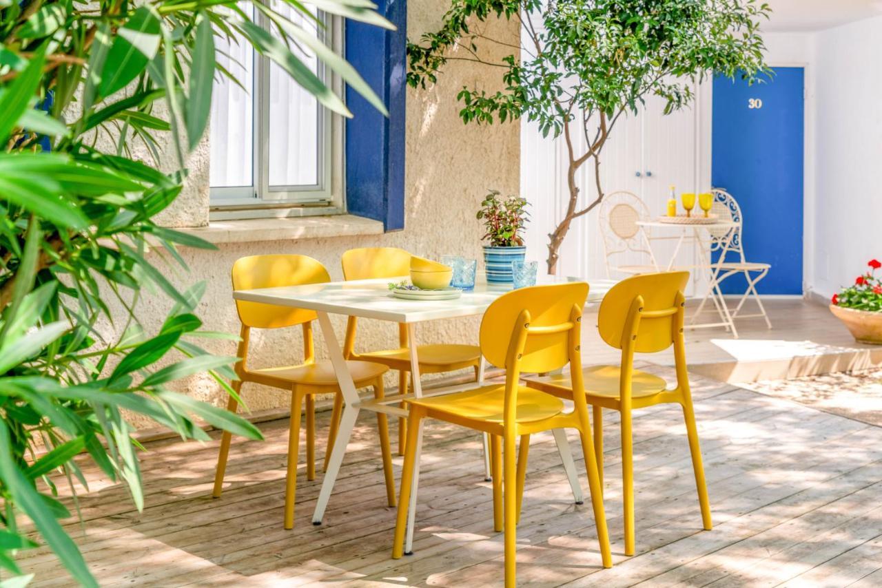 Travel Hotel Gesher Haziv Bagian luar foto