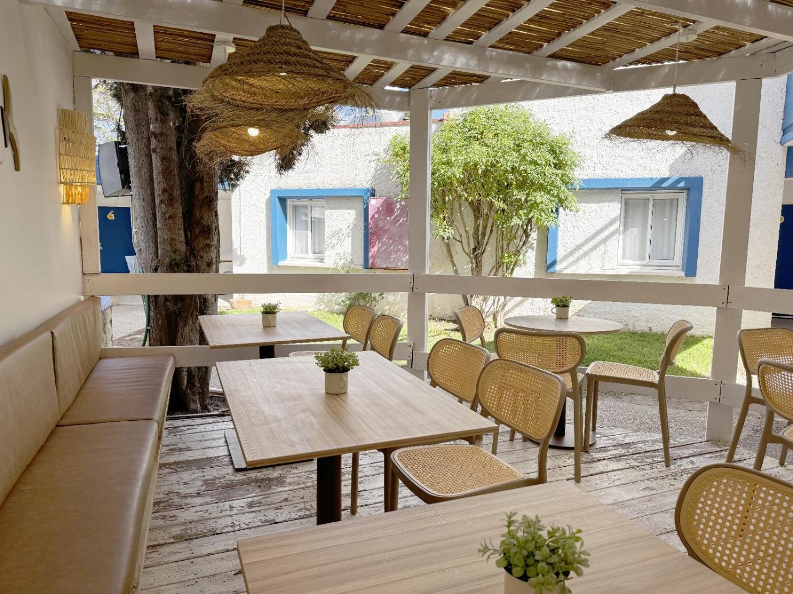 Travel Hotel Gesher Haziv Bagian luar foto